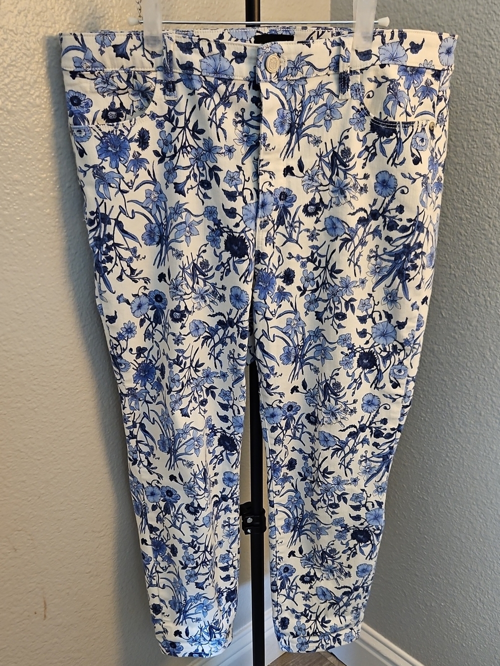Talbots Jegging Crop Whimsical Garden Blue Floral Skinny Crop Pants Size 12 EUC